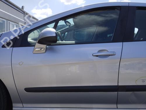 Front left exterior door handle PEUGEOT 308 I (4A_, 4C_) 1.6 HDi | BP27521179C128 