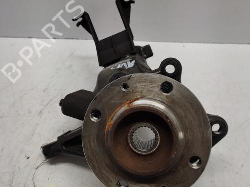 Used Right front steering knuckle Right front steering knuckle PEUGEOT 206+ (2L_, 2M_) 1.4 i (73 hp) 33739541 33739541