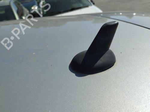 Used Antenna/Base Antenna/Base RENAULT VEL SATIS (BJ0_) 2.0 dCi (BJ03) (150 hp) 39697543 39697543