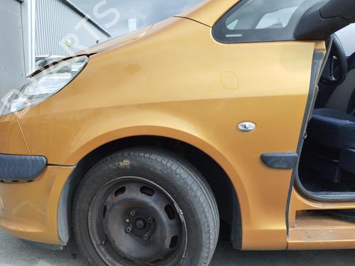 Used Left front fenders PEUGEOT 1007 (KM_) 1.4 HDi (68 hp) 28277288