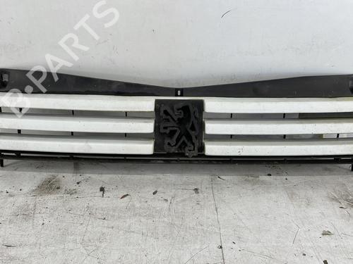 Used Grille Grille PEUGEOT 205 II (20A/C) 1.7 Diesel (60 hp) 31271399 31271399