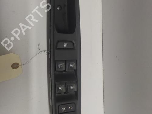Used Left front window switch DACIA SANDERO III 1.0 TCe 100 ECO-G (101 hp) 27082515
