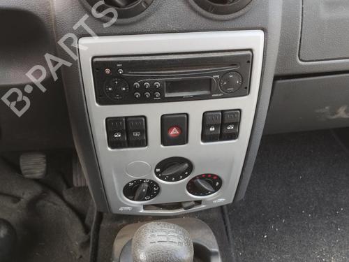 Front bumper DACIA LOGAN (LS_) 1.4 (LS0A, LS0C, LS0E, LS0G) | BP27065558C7  - Image 15