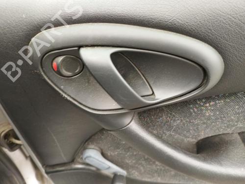 Used Rear right interior door handle CITROËN XSARA (N1) 1.9 TD (90 hp) 27084874