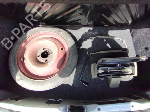 Used Jack Kit PEUGEOT 206 Hatchback (2A/C) 1.4 i (75 hp) 27045067
