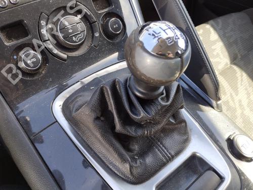 Used Gear lever Gear lever PEUGEOT 3008 I MPV (0U_) 1.6 HDi (112 hp) 33874199 33874199