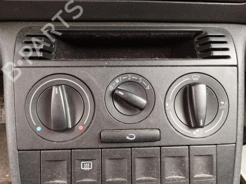 AC Styreenhet / Manøvreringsenhet VW POLO (6N2) 1.4 (60 hp) 27049244