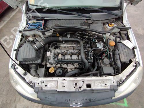 Used Washer pump OPEL COMBO Box Body/MPV 1.7 CDTI 16V (101 hp) 31018817