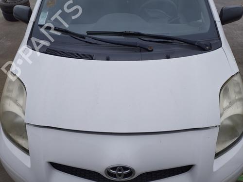 Used Hood TOYOTA YARIS (_P9_) 1.4 D-4D (NLP90_, NLP90R) (90 hp) 32135384