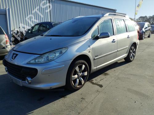 Used Left front steering knuckle Left front steering knuckle PEUGEOT 307 Break (3E) 1.6 16V (109 hp) 40118913 40118913