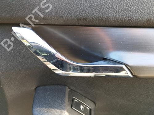 Højre fortil invendig håndtag SKODA OCTAVIA III Combi (5E5, 5E6) 2.0 TDI (150 hp) 30174904