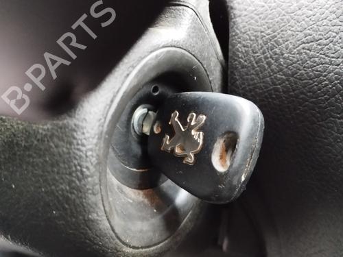 Used Ignition barrel PEUGEOT 206 Hatchback (2A/C) 1.4 i (75 hp) 30752979