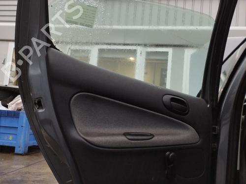 Venstre bagtil invendig håndtag PEUGEOT 206 Hatchback (2A/C) 1.4 i (75 hp) 30752985