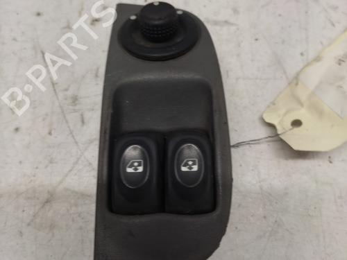 left-front-window-switch-renault-megane-i-ba01_-1995-1996-1997-1998-1999-2000-2001-2002-2003-2004-32233985 main image