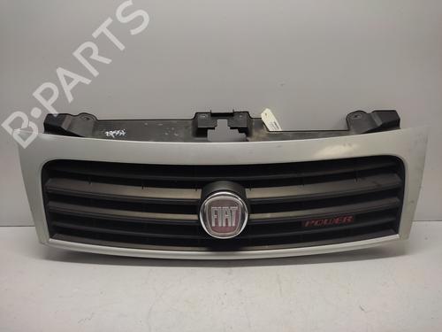 Used Grille FIAT SCUDO Bus (270_, 272_) 2.0 D Multijet (120 hp) 28212271