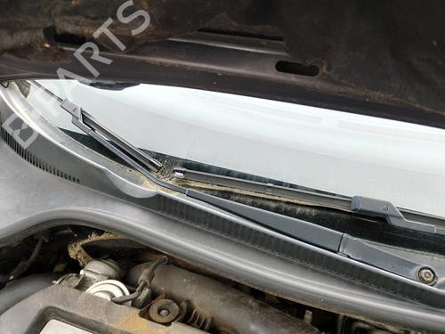 Vindspejlsviskerarm Vindspejlsviskerarm VW GOLF V (1K1) [2003-2010] 33724889 33724889