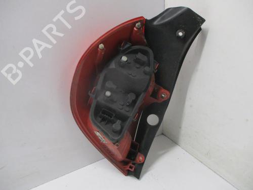 Used Right taillight RENAULT CLIO III (BR0/1, CR0/1) 1.5 dCi (BR17, CR17) (86 hp) 27075794