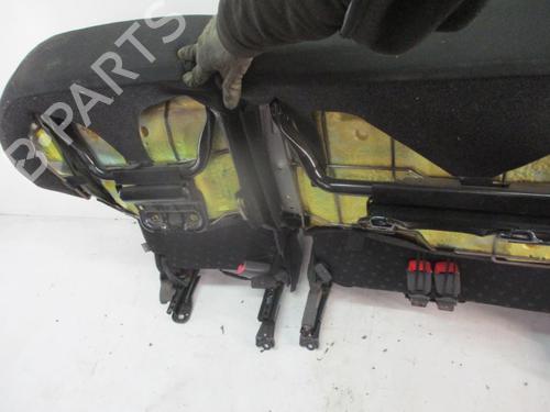 Used Rear seat Rear seat TOYOTA YARIS (_P9_) 1.4 D-4D (NLP90_, NLP90R) (90 hp) 27075415 27075415