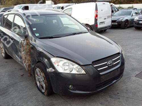 Used Right front fog light KIA CEE'D SW (ED) 1.6 CRDi 115 (115 hp) 27071065