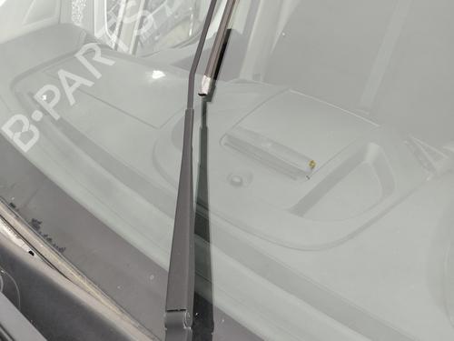 Used Front windshield wiper arm PEUGEOT BOXER Van 2.2 BlueHDi 165 (165 hp) 28473733