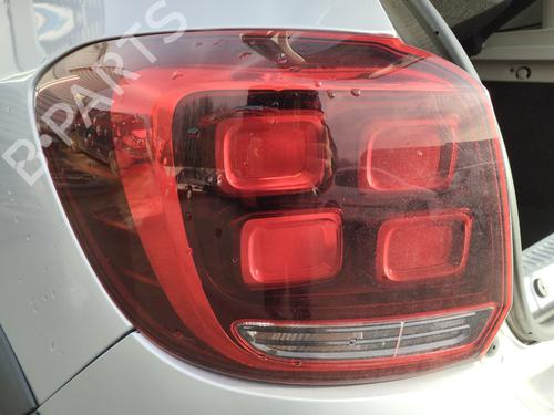 Venstre Baklys DACIA SANDERO II TCe 90 (B8M1, B8MA, B8AC) (90 hp) 31639434