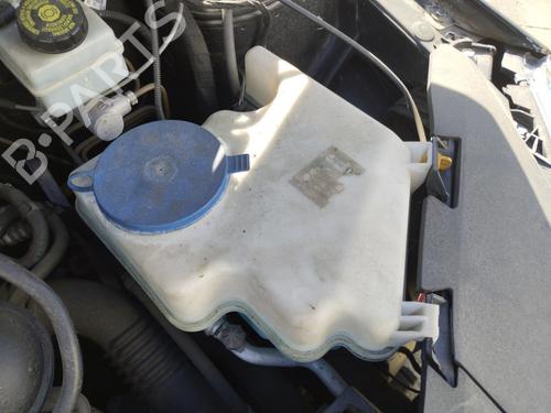 Used Windscreen washer tank Windscreen washer tank MERCEDES-BENZ B-CLASS Sports Tourer (W245) B 180 CDI (245.207) (109 hp) 39177729 39177729