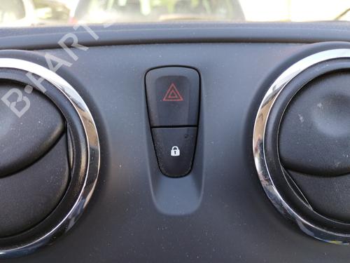 Used Warning switch DACIA SANDERO II 1.2 (75 hp) 27064693