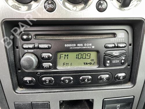 Used Radio FORD MONDEO III Saloon (B4Y) 1.8 16V (110 hp) 27081502
