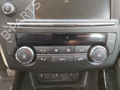 Used Climate control Climate control 39384451 39384451