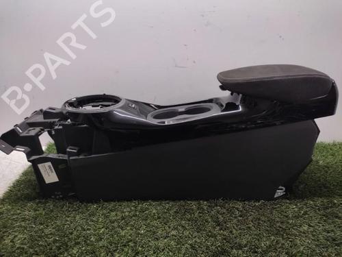 Used Middle console NISSAN JUKE (F16_) DIG-T 117 (117 hp) 27083437