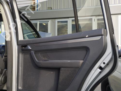 Dør rude højre bagtil VW TOURAN (1T3) 1.6 TDI (105 hp) 31639356