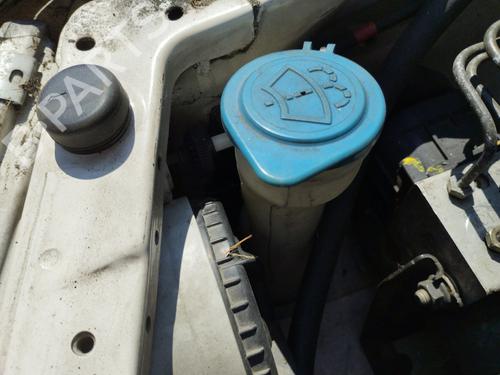 Used Windscreen washer tank Windscreen washer tank 37474645 37474645