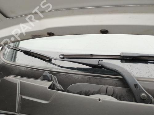 Used Front windshield wiper arm BMW 3 Coupe (E92) 320 d (184 hp) 27043912