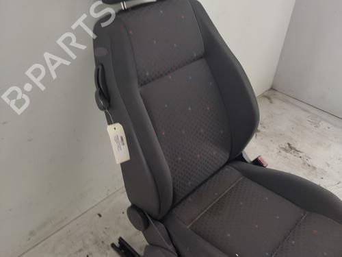 Used Right front seat Right front seat VW POLO IV (9N_, 9A_) 1.2 (54 hp) 35972716 35972716