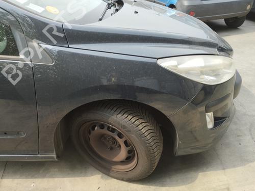 Used Wheel arch PEUGEOT 308 I (4A_, 4C_) 1.6 HDi (109 hp) 28134432