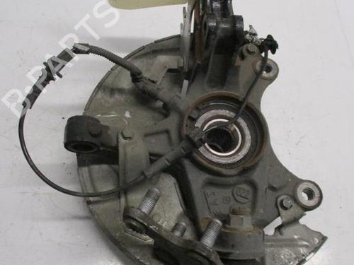 Used Left front steering knuckle Left front steering knuckle PEUGEOT 5008 II (MC_, MJ_, MR_, M4_) 1.5 BlueHDi 130 (MCYHZJ, MCYHZR, MCYHZX) (131 hp) 27085422 27085422