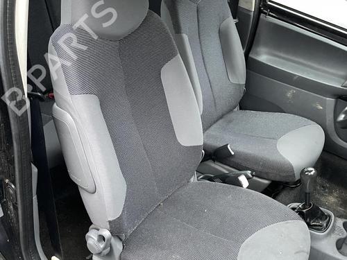 Used Right front seat PEUGEOT 107 (PM_, PN_) 1.0 (68 hp) 27081443