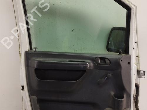 Left front door PEUGEOT EXPERT Van (222) 2.0 HDI | BP27041648C2 