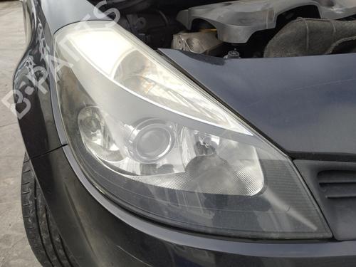 Used Right headlight Right headlight RENAULT CLIO III (BR0/1, CR0/1) 1.5 dCi (BR17, CR17) (86 hp) 39935276 39935276