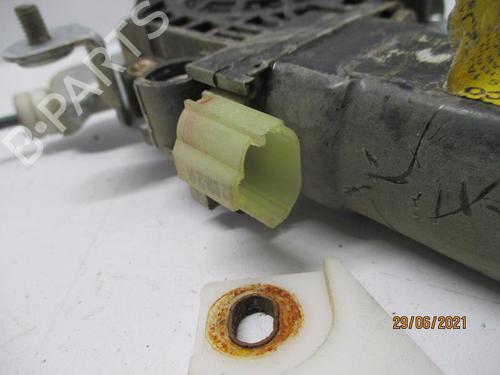 Used Rear right window mechanism HYUNDAI TERRACAN (HP) 2.9 CRDi 4WD (150 hp) 27079903