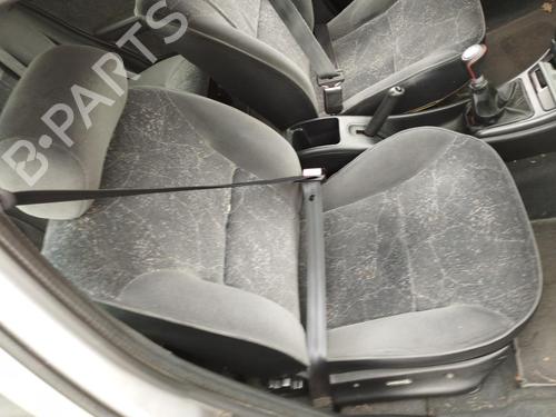 Used Seat buckle CITROËN XSARA (N1) 1.9 TD (90 hp) 27060645