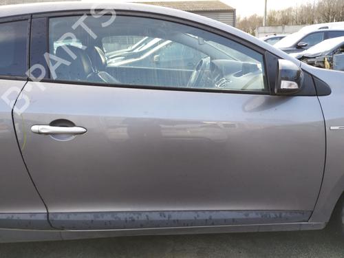 front-right-exterior-door-handle-renault-megane-iii-coupe-dz01_-2008-2009-2010-2011-2012-2013-2014-2015-2016-31950603 main image