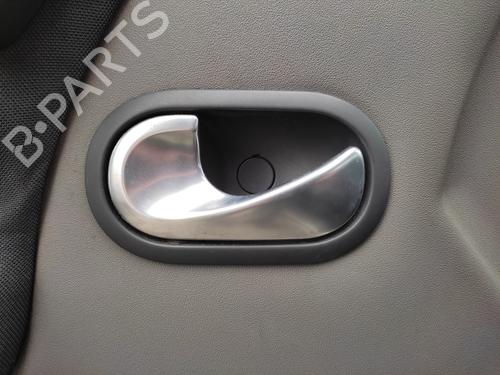 Used Front left interior door handle RENAULT SCÉNIC II (JM0/1_) 1.5 dCi (JM1E, JM16) (106 hp) 27076662