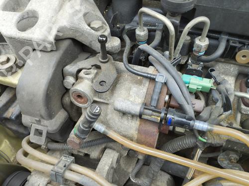 Used Steering pump RENAULT CLIO II (BB_, CB_) 1.5 dCi (B/CB07) (65 hp) 27569809