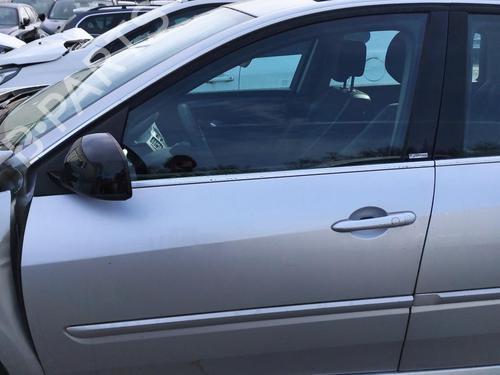 Used Front left interior door handle RENAULT LAGUNA III Grandtour (KT0/1) 2.0 dCi (KT01, KT08, KT09, KT0K, KT12, KT1D, KT1W) (150 hp) 27049608