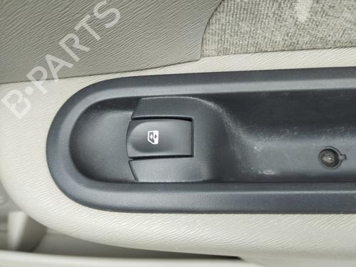 Used Right front window switch RENAULT TWINGO II (CN0_) 1.2 16V (CN04, CN0B) (75 hp) 29210962