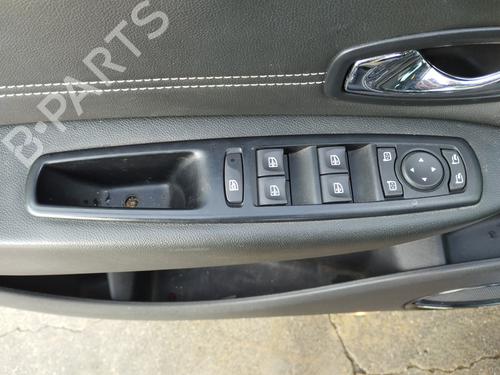 Used Left front window switch RENAULT SCÉNIC III (JZ0/1_) 1.5 dCi (110 hp) 32183383