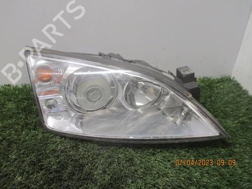 Right headlight FORD MONDEO III Saloon (B4Y) 2.0 16V TDDi / TDCi | BP27065846C29 
