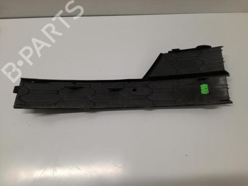 Used Grille Grille SKODA OCTAVIA III Combi (5E5, 5E6) 1.6 TDI (115 hp) 27080396 27080396