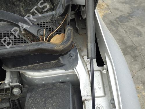 hood-lift-support-renault-captur-i-j5_-h5_-2013-27277995 main image